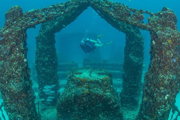 Подводный музей Александрийский Маяк